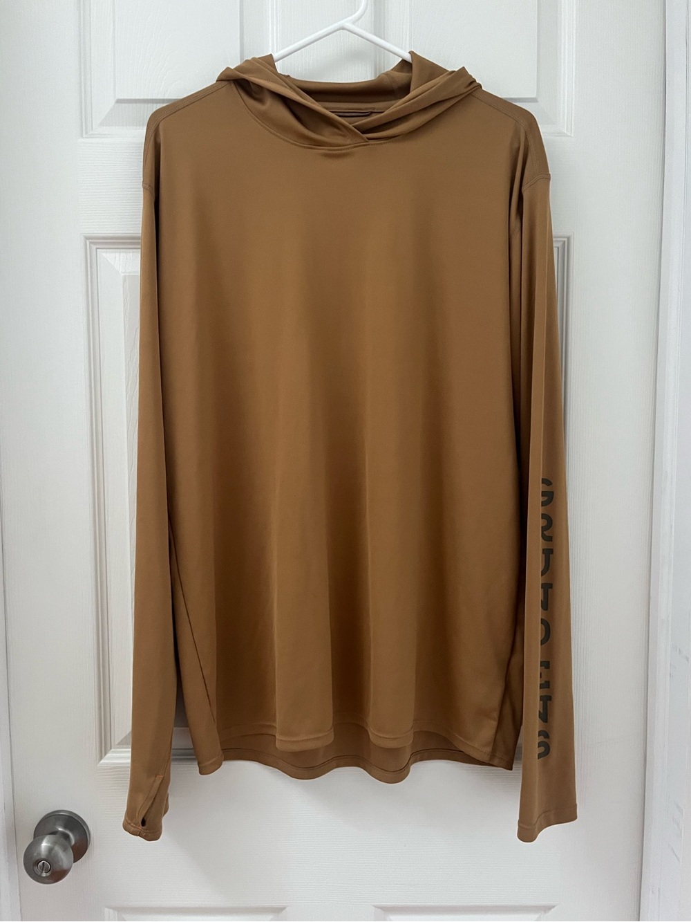 Grundens “Bass Thumb Tournament” Long-Sleeve Sun Hoodie Shirt
